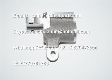 China 1 pic PMV-6200-401 komori holder original offset printing machine spare parts supplier