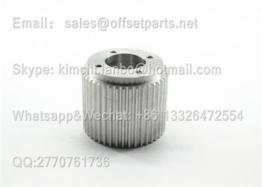 China F2.028.023 Pulley Feeder Belt Roller for XL105/CX102/SM102/SM102/CD102  Offset Printing Machine Spare Parts supplier