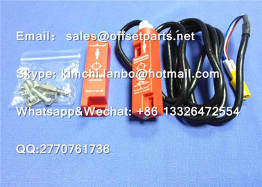 02067 5BE-M400-010 komori safety switch for L440 machine offset printing machine spare parts supplier